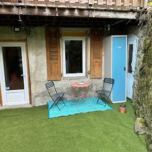 Huguette 18m2 Apartment